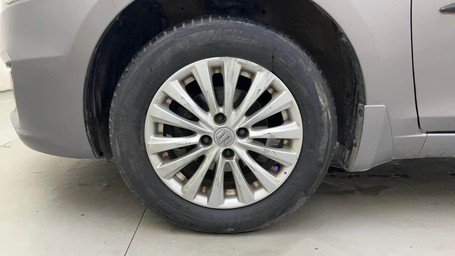 Used 2017 Maruti Suzuki Ciaz Zeta 1.3 Hybrid Diesel Manual tyres LEFT FRONT TYRE RIM VIEW