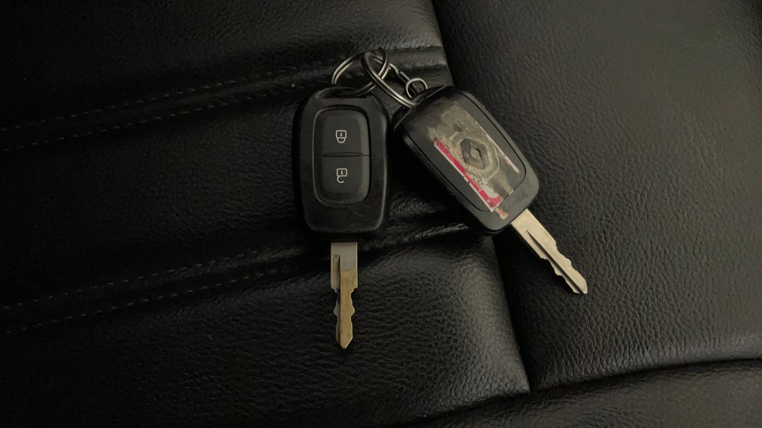 Used 2018 Renault Kwid 1.0 RXT AMT Petrol Automatic extra CAR KEY VIEW