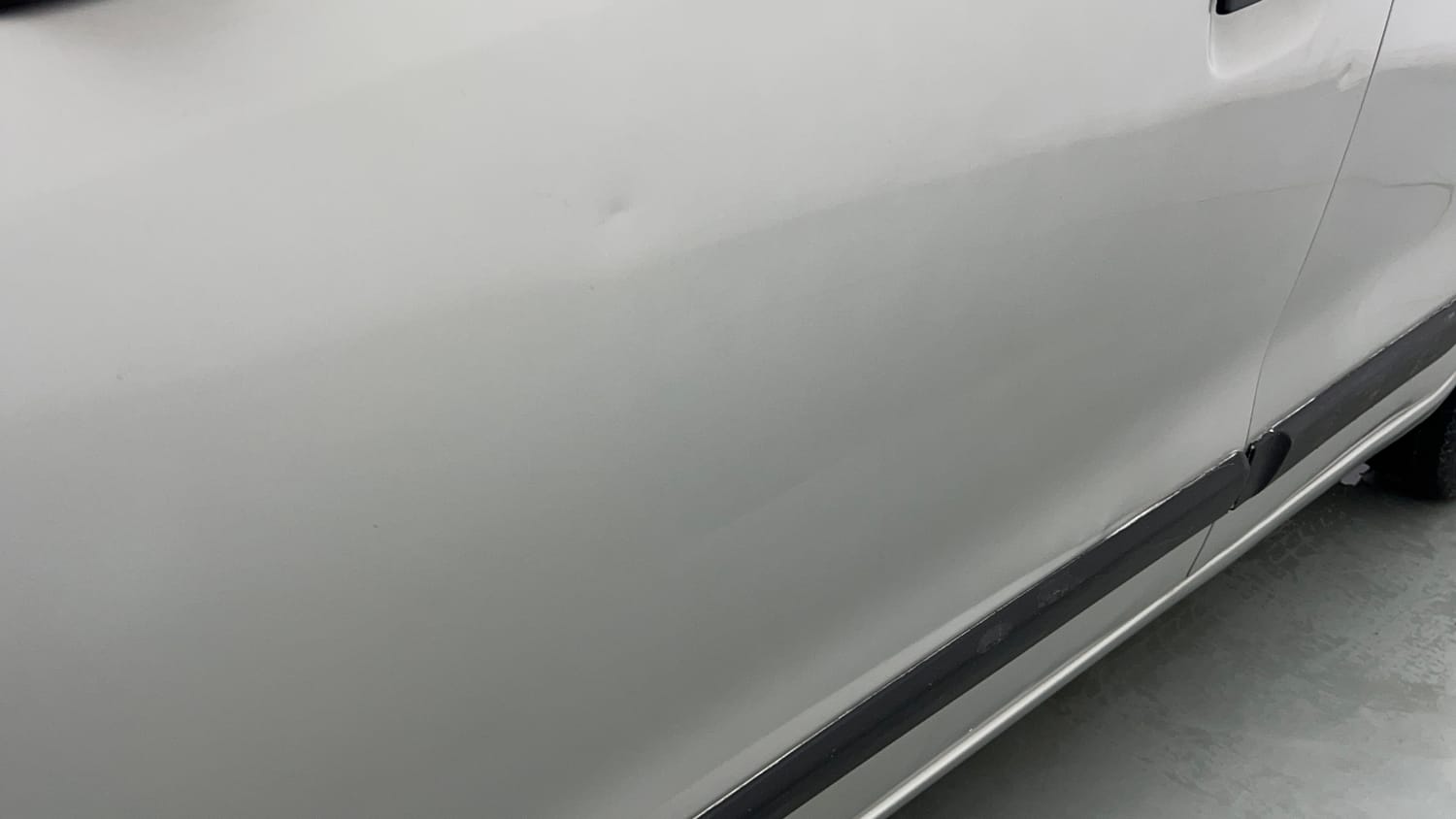 Used 2015 Maruti Suzuki Wagon R LXI Petrol Manual dents MINOR SCRATCH
