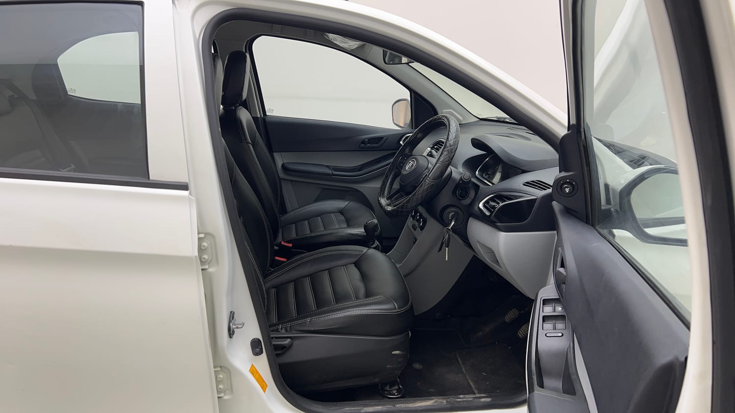 Used 2021 Tata Tiago XT CNG (Outside Fitted) Cng Manual interior RIGHT SIDE FRONT DOOR CABIN VIEW