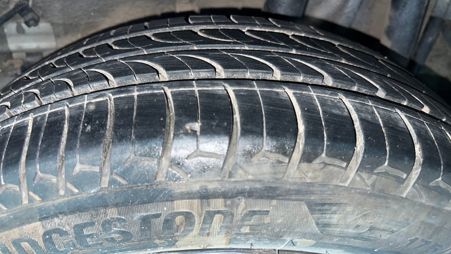 Used 2021 Tata Tiago XZ Plus Petrol Manual tyres LEFT REAR TYRE TREAD VIEW