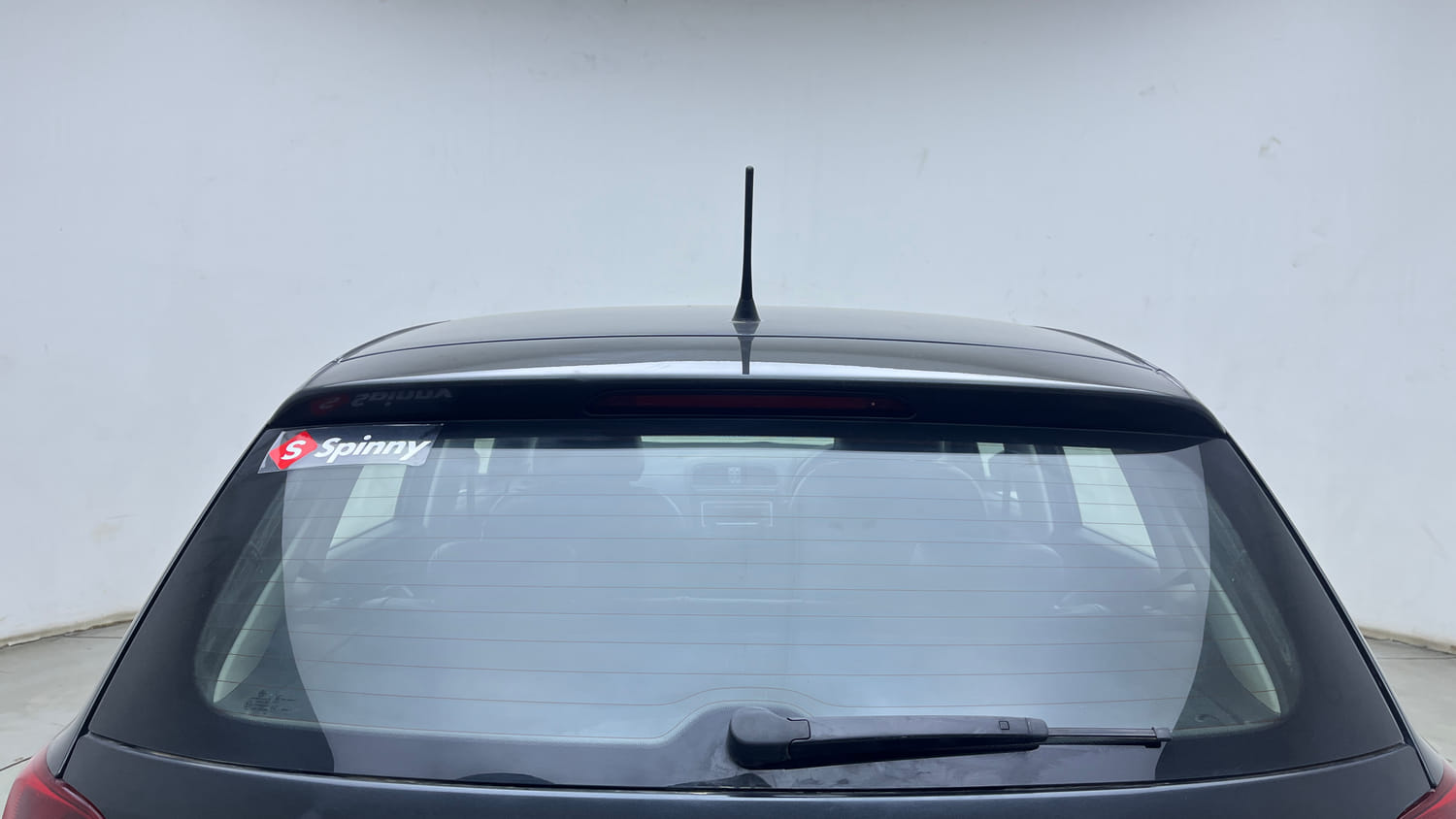 Used 2020 Volkswagen Polo Comfortline 1.0L (P) Petrol Manual exterior BACK WINDSHIELD VIEW