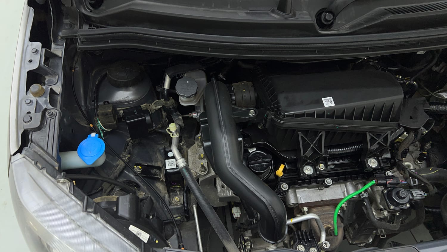 Used 2024 Maruti Suzuki Wagon R VXI 1.0 Petrol Manual engine ENGINE RIGHT SIDE VIEW