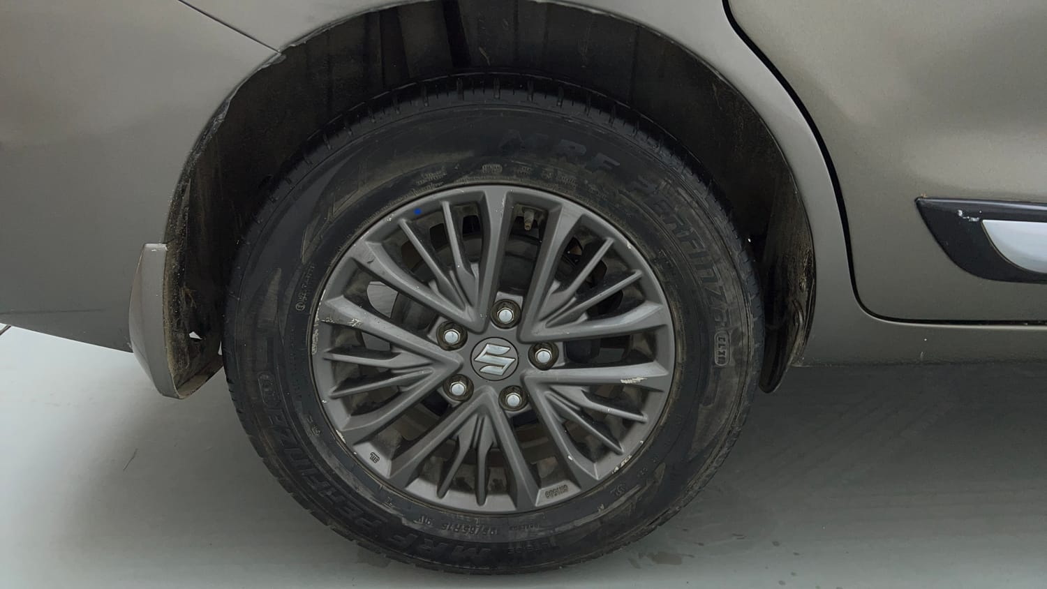 Used 2019 Maruti Suzuki New Ertiga ZXi Plus Petrol Manual tyres RIGHT REAR TYRE RIM VIEW