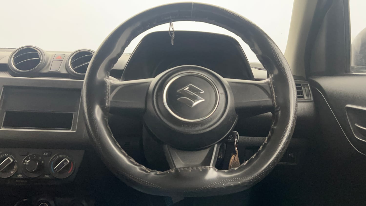 Used 2018 Maruti Suzuki Swift LXi Petrol Manual interior STEERING VIEW
