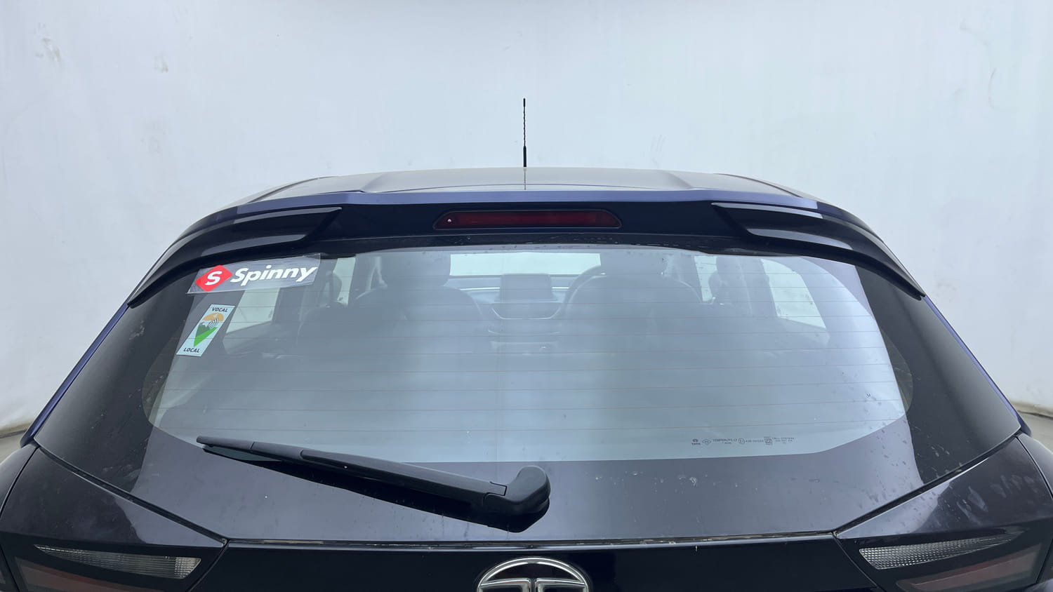 Used 2022 Tata Altroz XZA Petrol Petrol Automatic exterior BACK WINDSHIELD VIEW