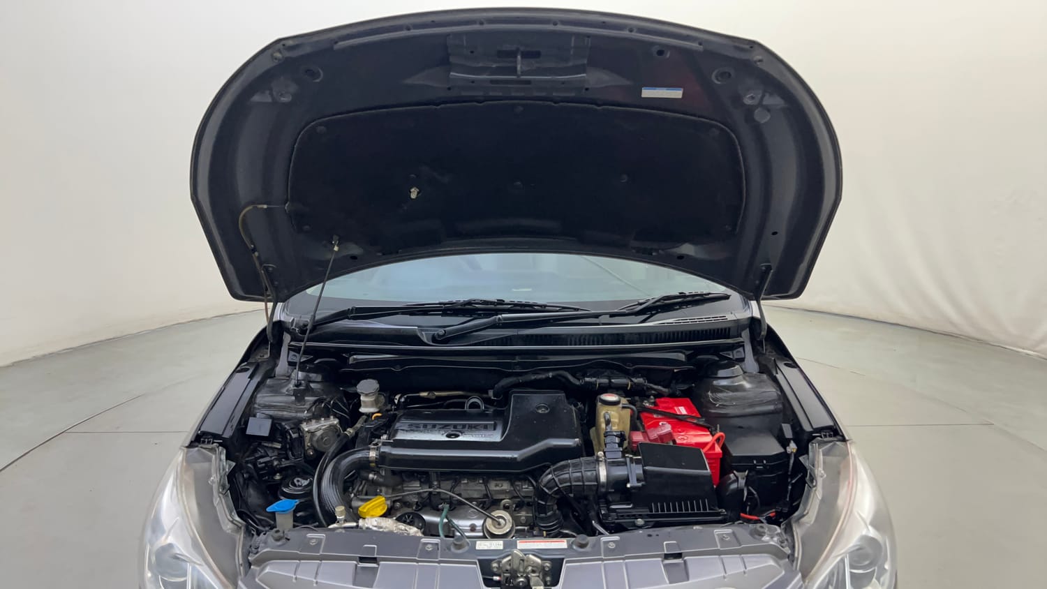 Used 2017 Maruti Suzuki Ciaz Zeta 1.3 Hybrid Diesel Manual engine ENGINE & BONNET OPEN FRONT VIEW