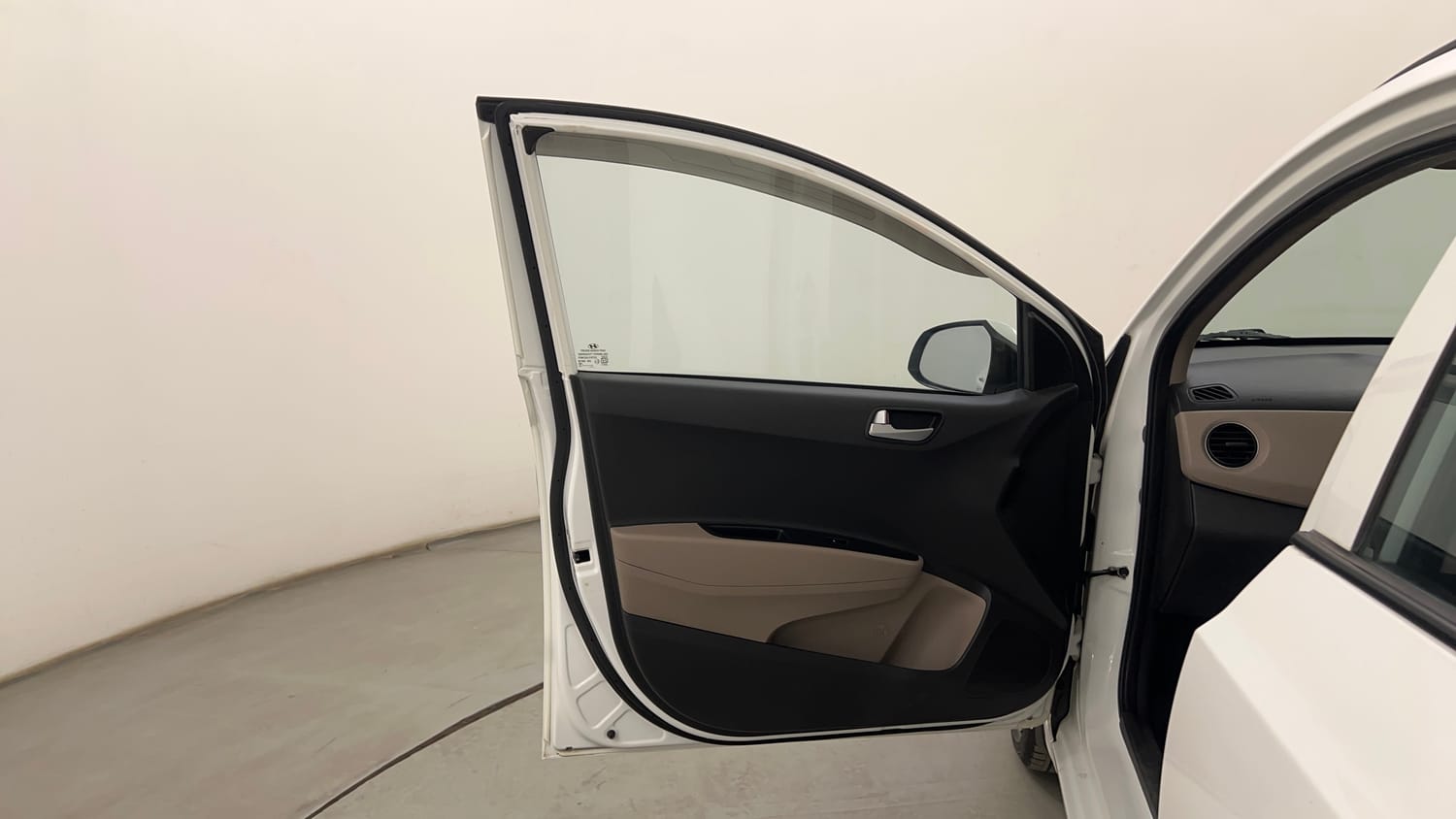 Used 2019 Hyundai Grand i10 Sportz 1.2 Kappa VTVT Petrol Manual interior LEFT FRONT DOOR OPEN VIEW