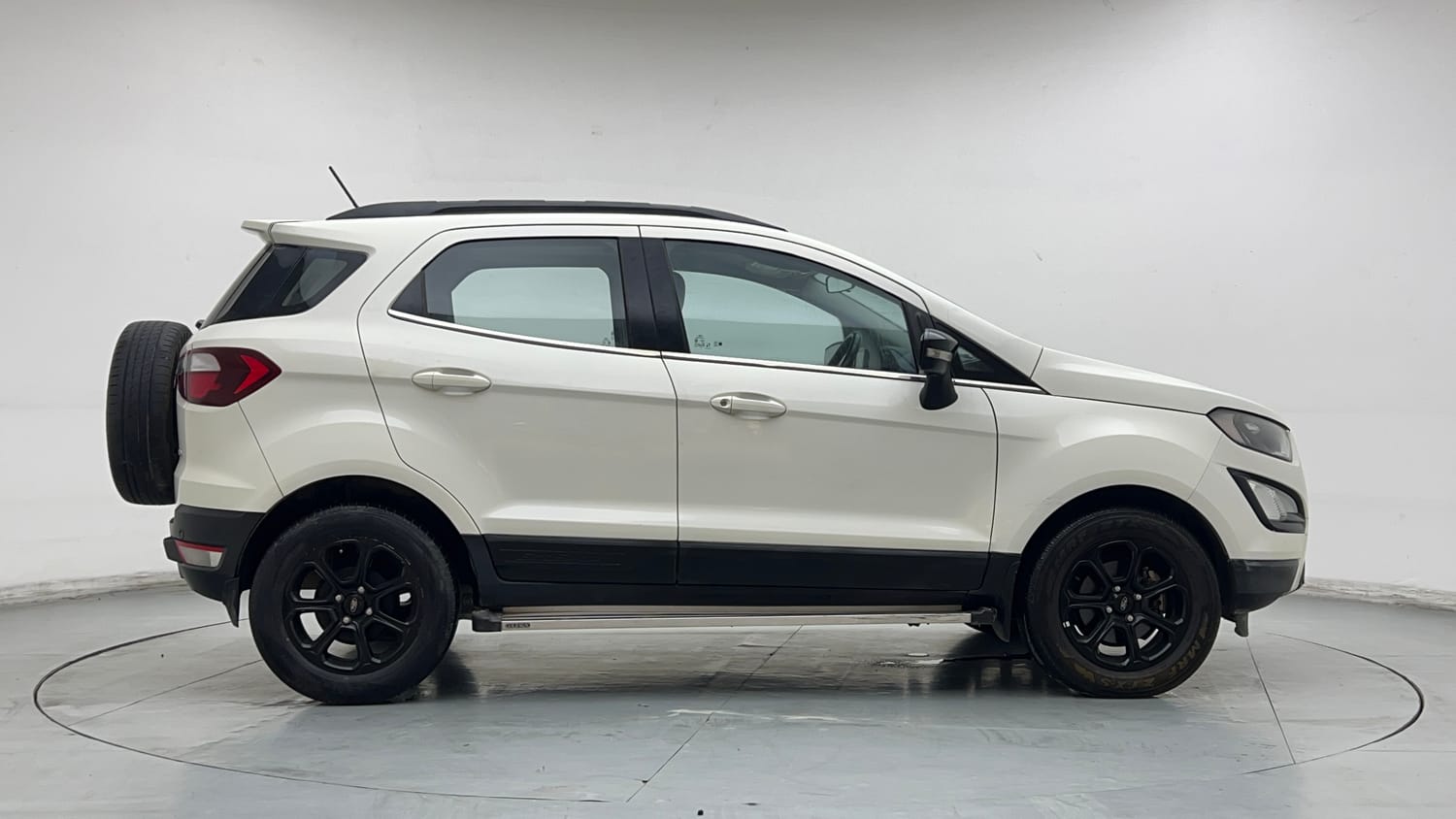 Used 2021 Ford EcoSport Thunder Edition Petrol Petrol Manual exterior RIGHT SIDE VIEW