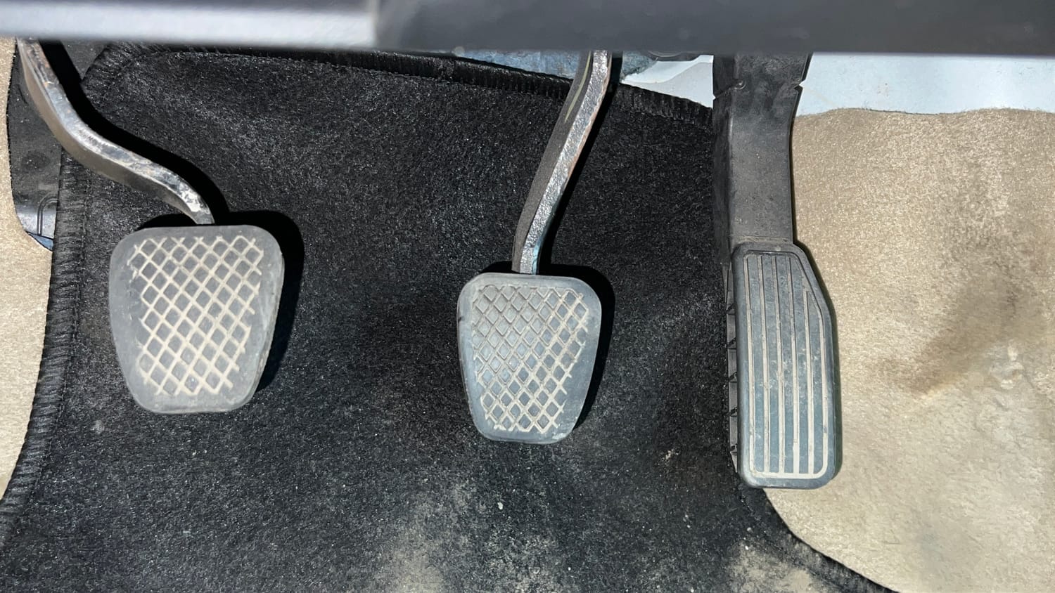 Used 2015 Honda City V Petrol Manual interior PEDALS VIEW