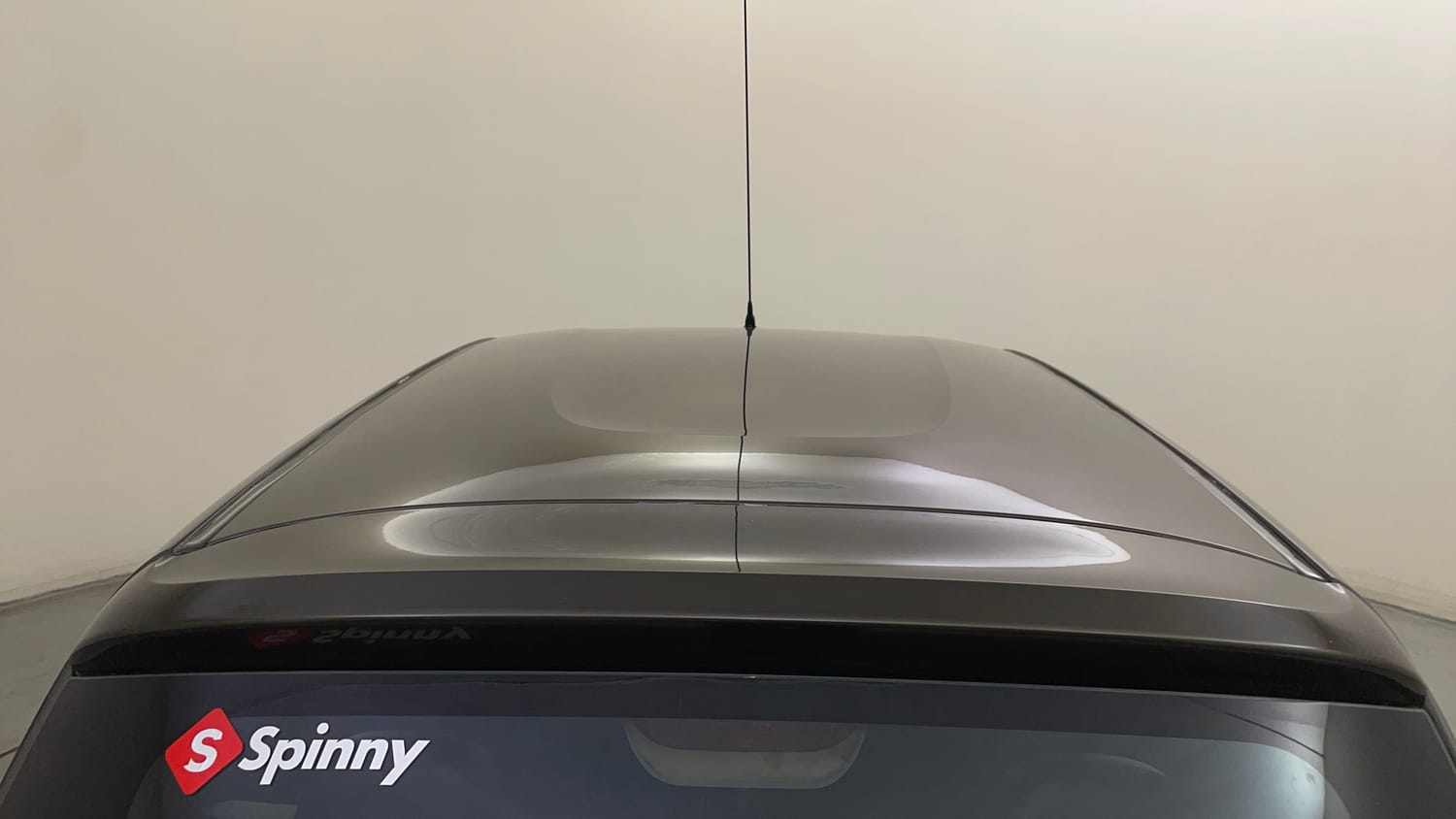 Used 2018 Renault Kwid 1.0 RXT AMT Petrol Automatic exterior EXTERIOR ROOF VIEW