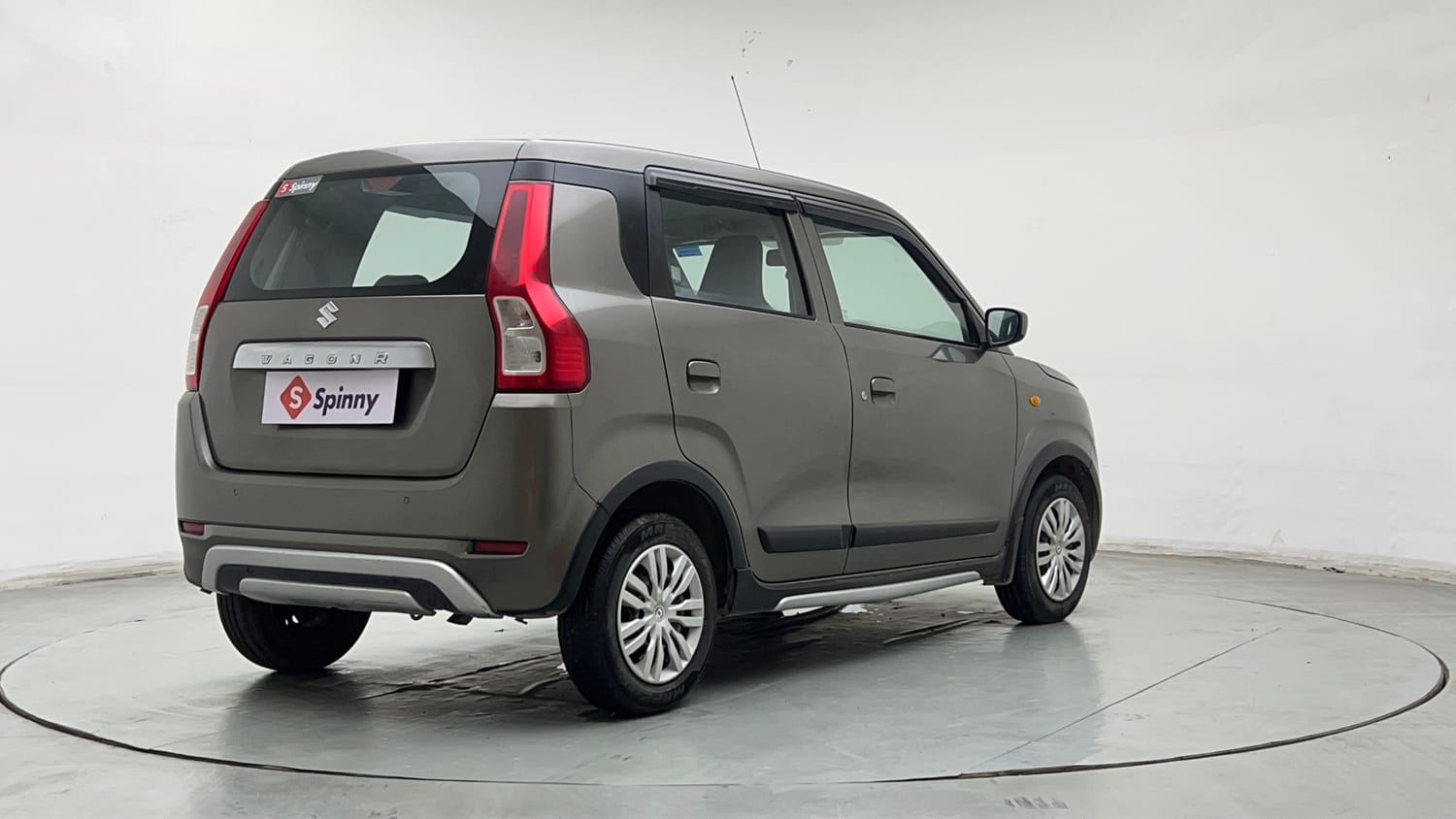 Used 2024 Maruti Suzuki Wagon R VXI 1.0 Petrol Manual exterior RIGHT REAR CORNER VIEW