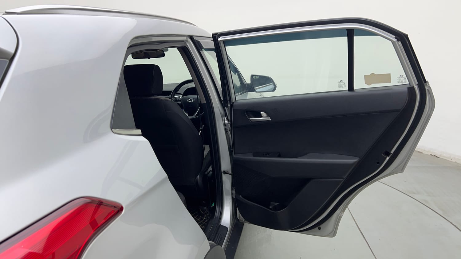 Used 2018 Hyundai Creta SX 1.6 AT CRDi Diesel Automatic interior RIGHT REAR DOOR OPEN VIEW