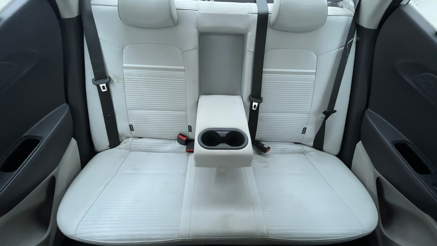 Used 2024 Hyundai Aura SX 1.2 (O) Petrol Petrol Manual interior REAR SEAT CONDITION VIEW