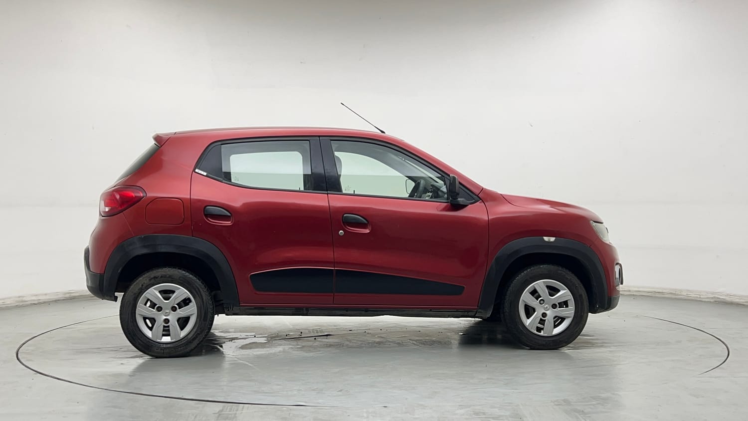 Used 2016 Renault Kwid RXT Petrol Manual exterior RIGHT SIDE VIEW