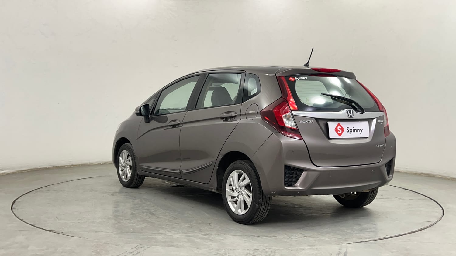 Used 2017 Honda Jazz V Petrol Petrol Manual exterior LEFT REAR CORNER VIEW