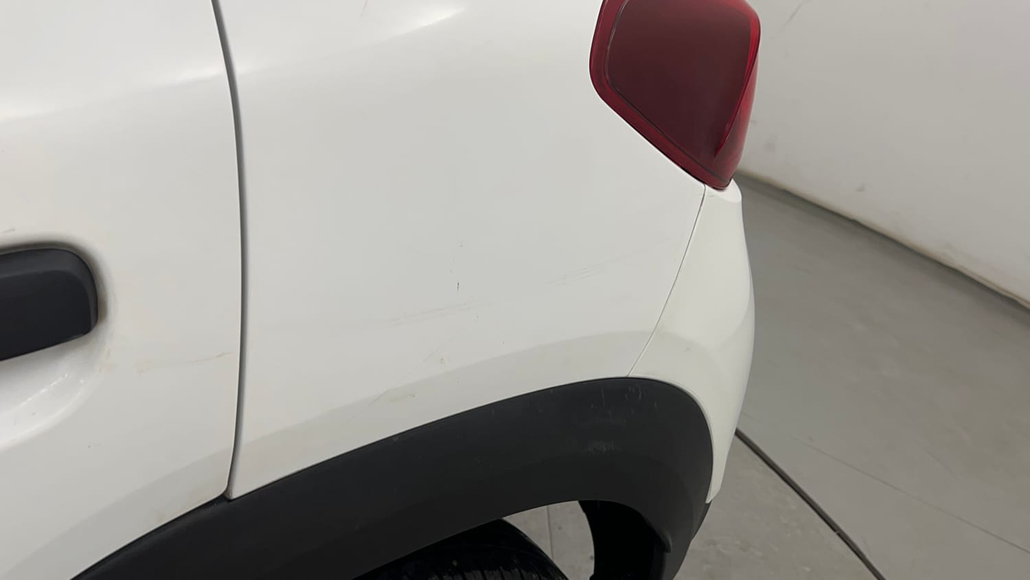 Used 2024 Renault Kwid RXT 1.0 Petrol Manual dents MINOR SCRATCH