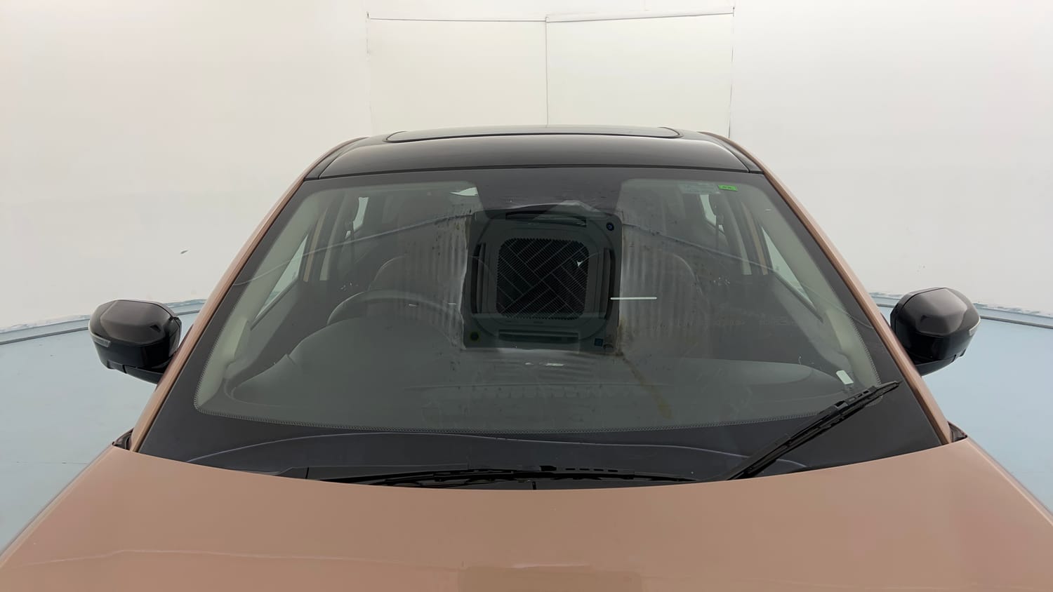 Used 2024 Tata Curvv Accomplished Plus A 1.5 Kryojet Diesel 6MT Diesel Manual exterior FRONT WINDSHIELD VIEW