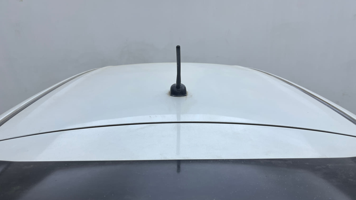 Used 2024 Maruti Suzuki Swift VXi Petrol Manual exterior EXTERIOR ROOF VIEW