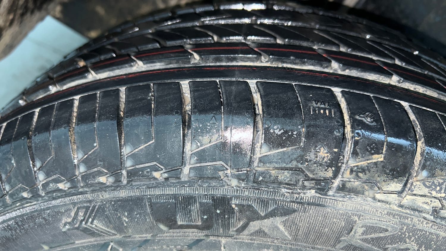 Used 2021 maruti-suzuki Vitara Brezza LXi Petrol Manual tyres RIGHT REAR TYRE TREAD VIEW