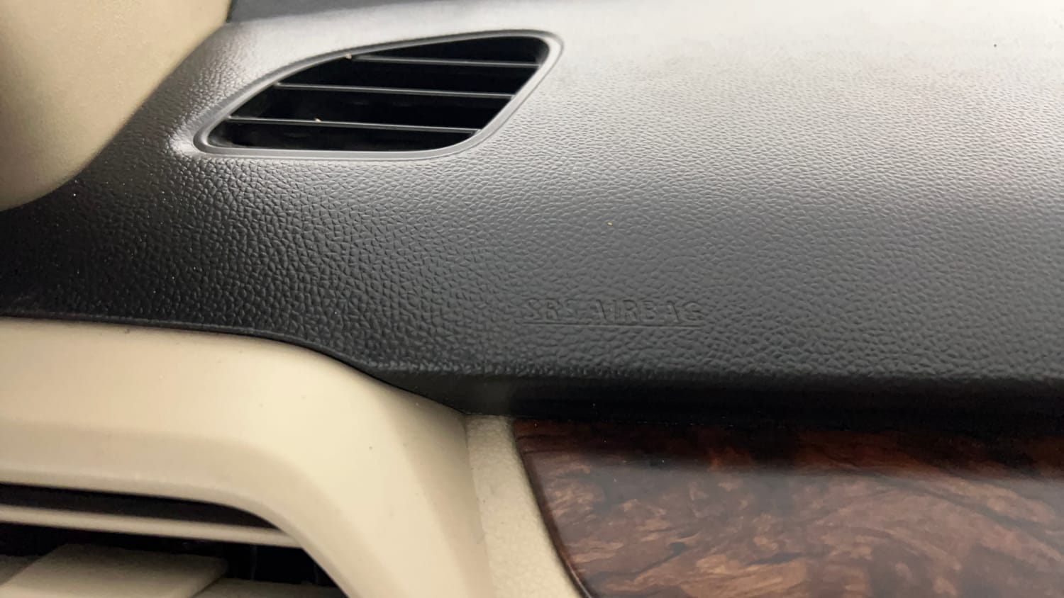 Used 2018 Maruti Suzuki Dzire ZXi Plus Petrol Manual top_features Airbags