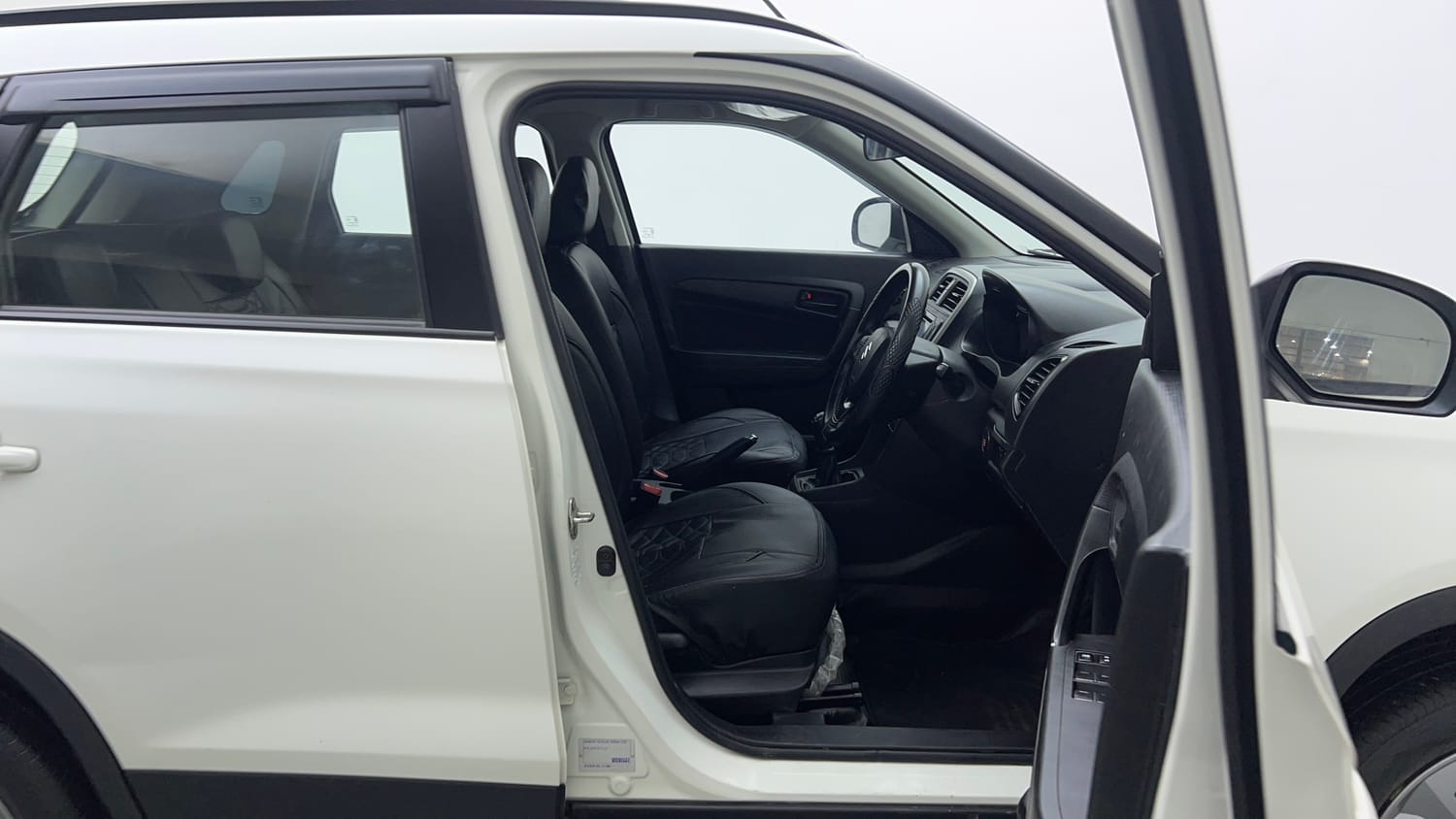 Used 2022 maruti-suzuki Vitara Brezza VXi Petrol Manual interior RIGHT SIDE FRONT DOOR CABIN VIEW
