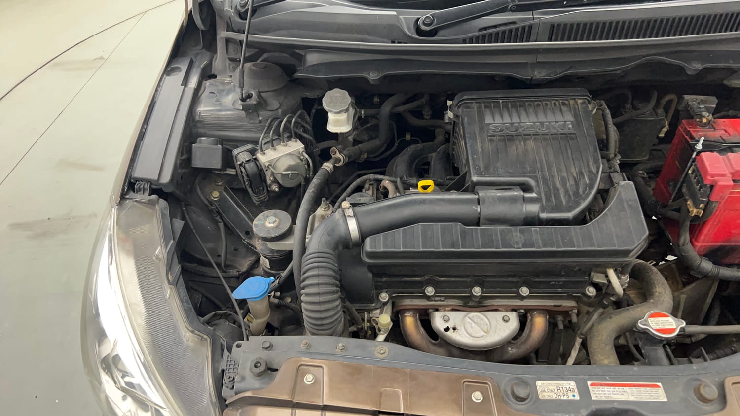 Used 2018 Maruti Suzuki Ciaz Delta 1.4 MT Petrol Manual engine ENGINE RIGHT SIDE VIEW