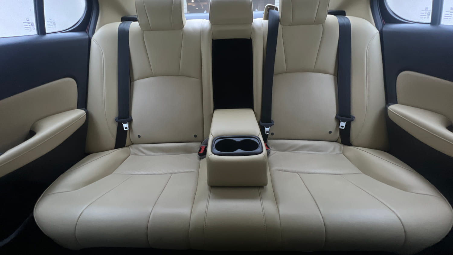 Used 2021 Honda City ZX CVT Petrol Petrol Automatic interior REAR SEAT CONDITION VIEW