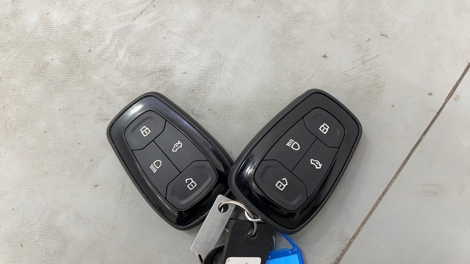 Used 2021 Tata Nexon XZA Plus (S) Petrol Automatic extra CAR KEY VIEW