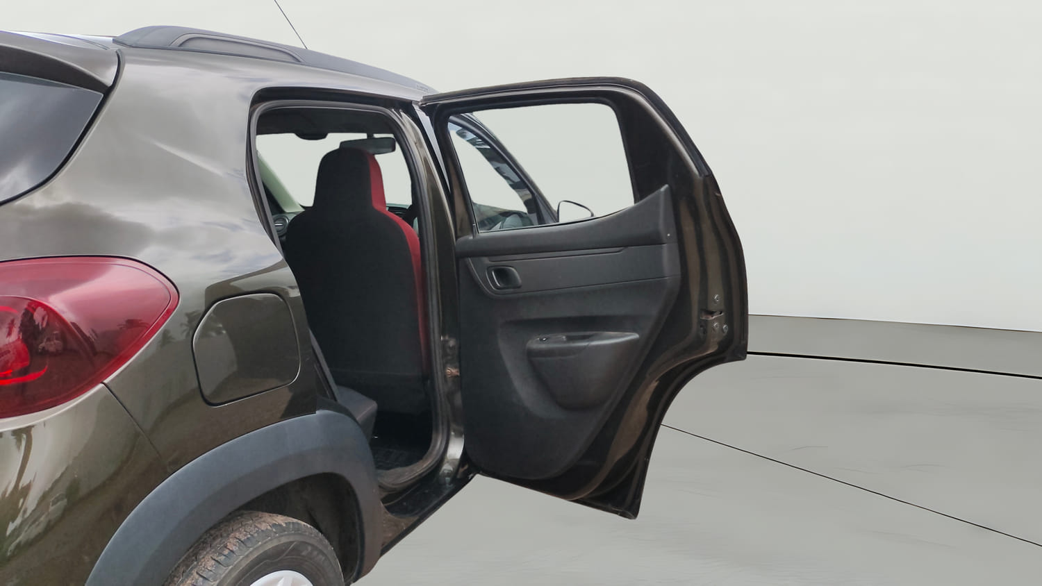Used 2022 Renault Kwid RXT 1.0 AMT Petrol Automatic interior RIGHT REAR DOOR OPEN VIEW