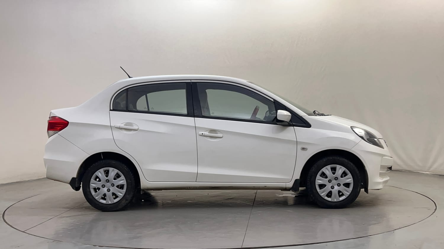 Used 2013 Honda Amaze 1.2 S AT i-VTEC Petrol Automatic exterior RIGHT SIDE VIEW