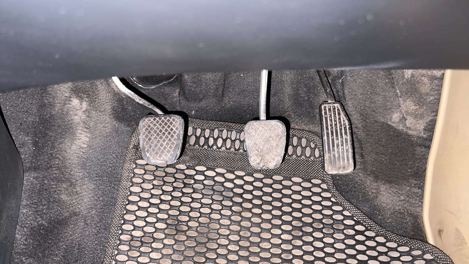 Used 2015 Honda Mobilio S Petrol Petrol Manual interior PEDALS VIEW