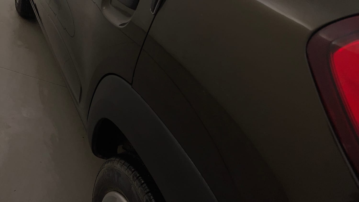 Used 2018 Renault Kwid 1.0 RXT AMT Petrol Automatic dents MINOR SCRATCH