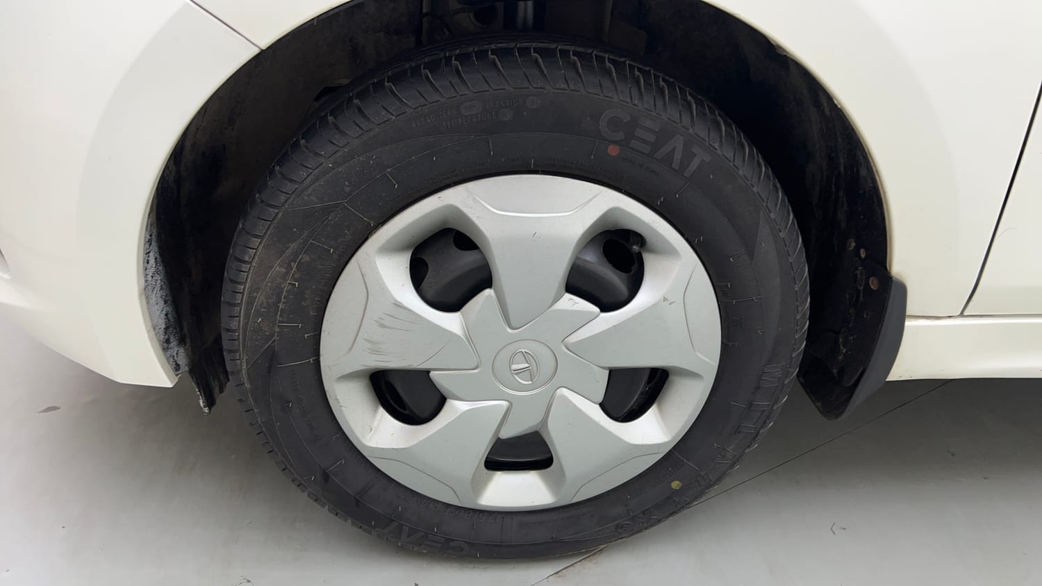 Used 2021 Tata Tiago XT CNG (Outside Fitted) Cng Manual tyres LEFT FRONT TYRE RIM VIEW