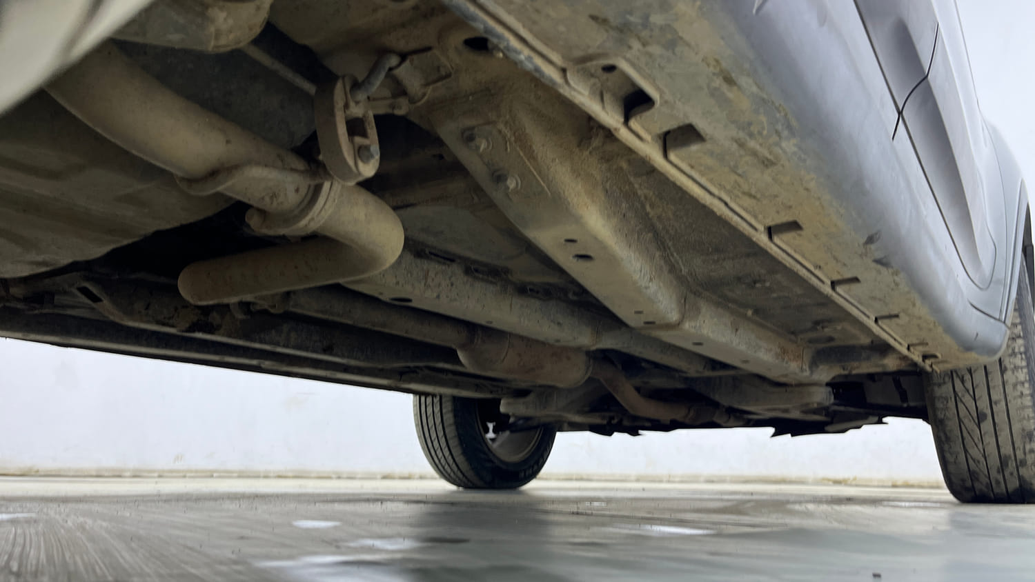 Used 2020 Tata Nexon XZA Plus Petrol Automatic extra REAR RIGHT UNDERBODY VIEW