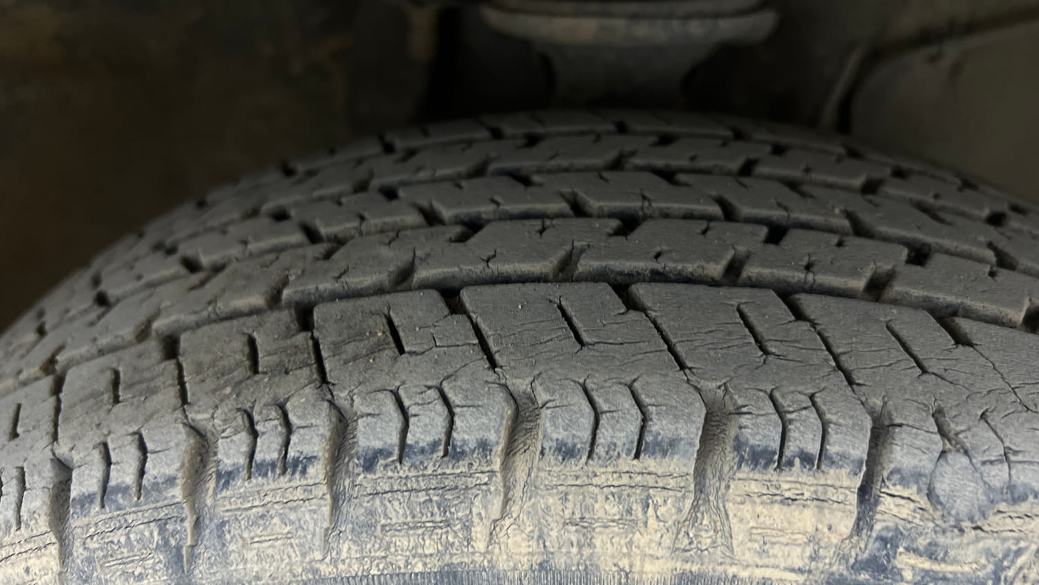 Used 2020 Maruti Suzuki Alto K10 VXi AMT Petrol Automatic tyres RIGHT FRONT TYRE TREAD VIEW