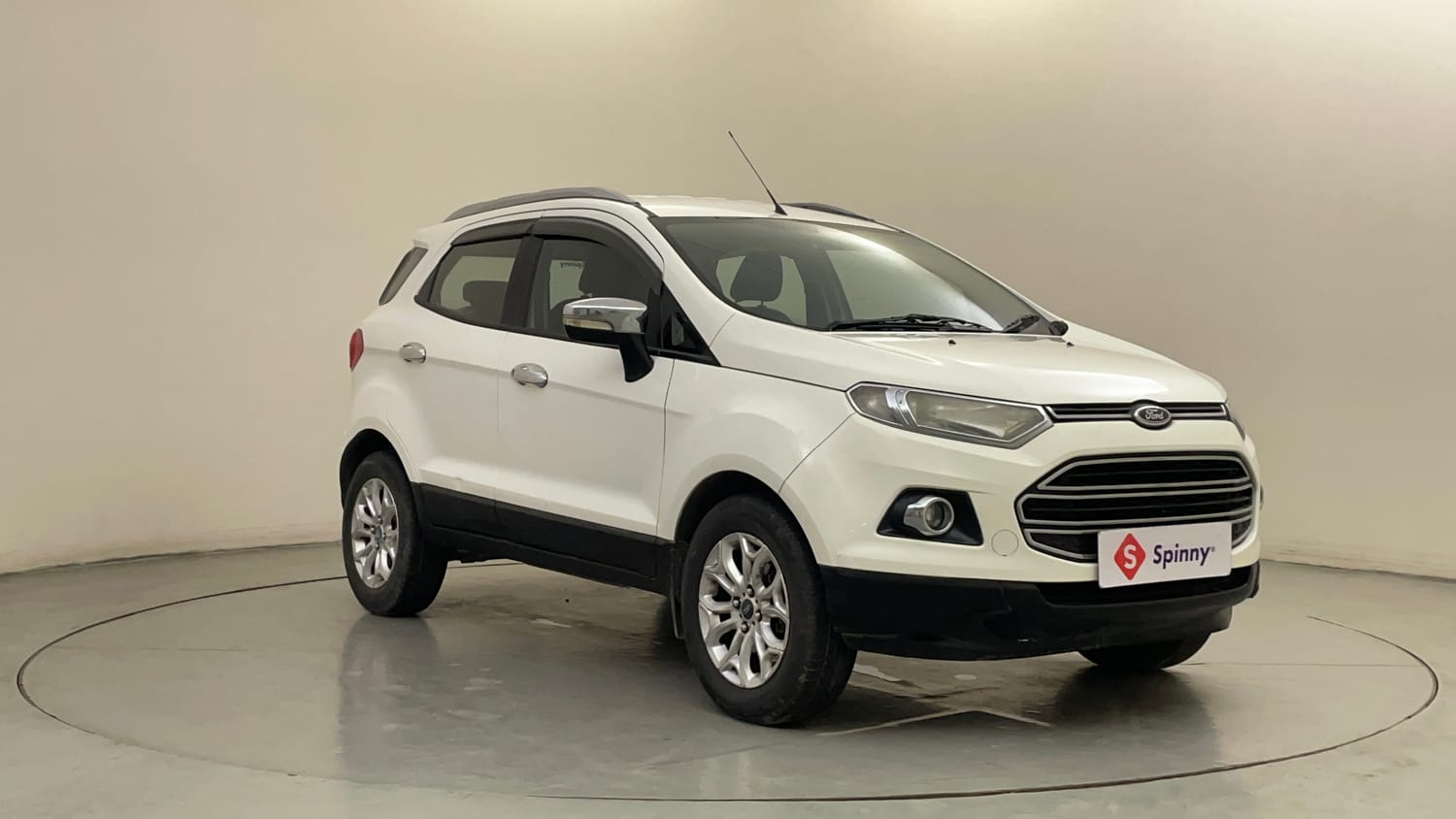 Used 2015 Ford EcoSport Titanium 1.5L Ti-VCT AT Petrol Automatic exterior RIGHT FRONT CORNER VIEW