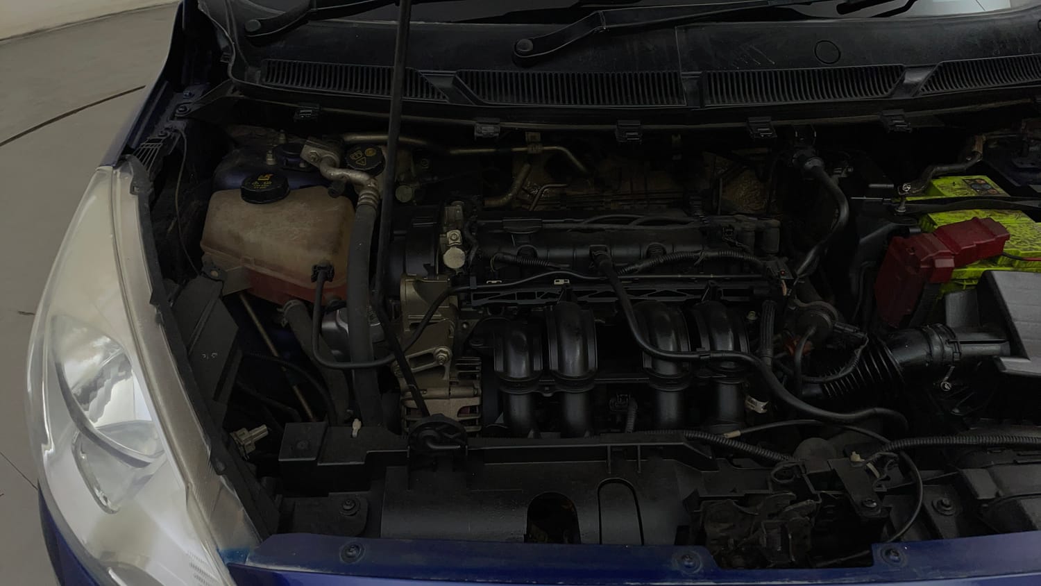 Used 2017 Ford Figo Titanium 1.2 Ti-VCT Petrol Manual engine ENGINE RIGHT SIDE VIEW