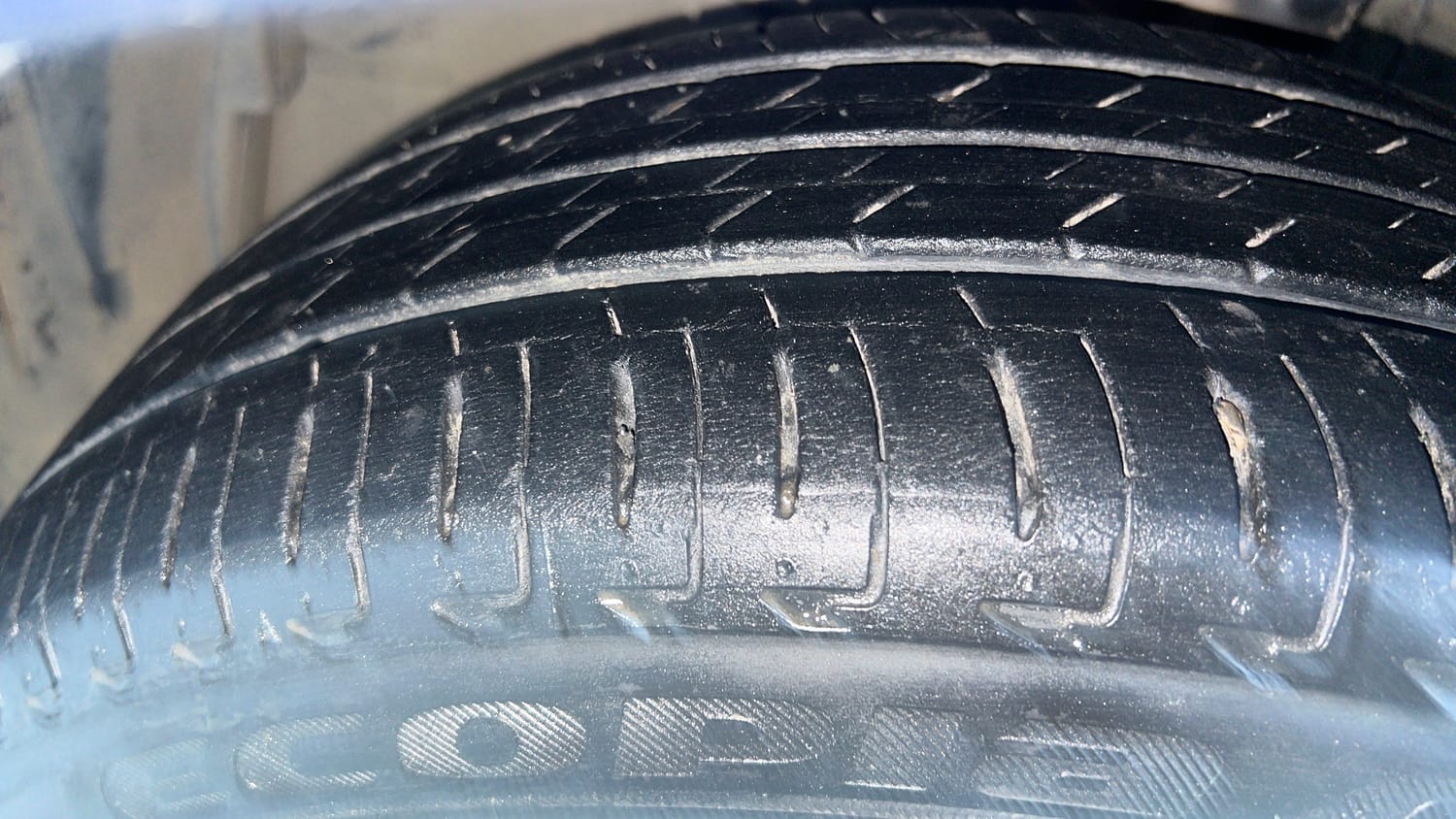 Used 2023 Honda City ZX Petrol MT Petrol Manual tyres LEFT FRONT TYRE TREAD VIEW