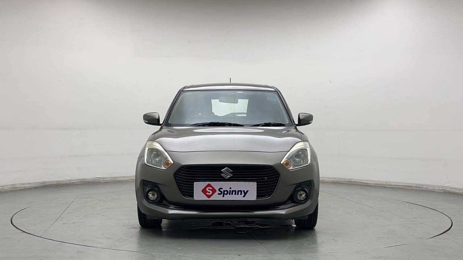 Used 2018 Maruti Suzuki Swift ZXi AMT Petrol Automatic exterior FRONT VIEW