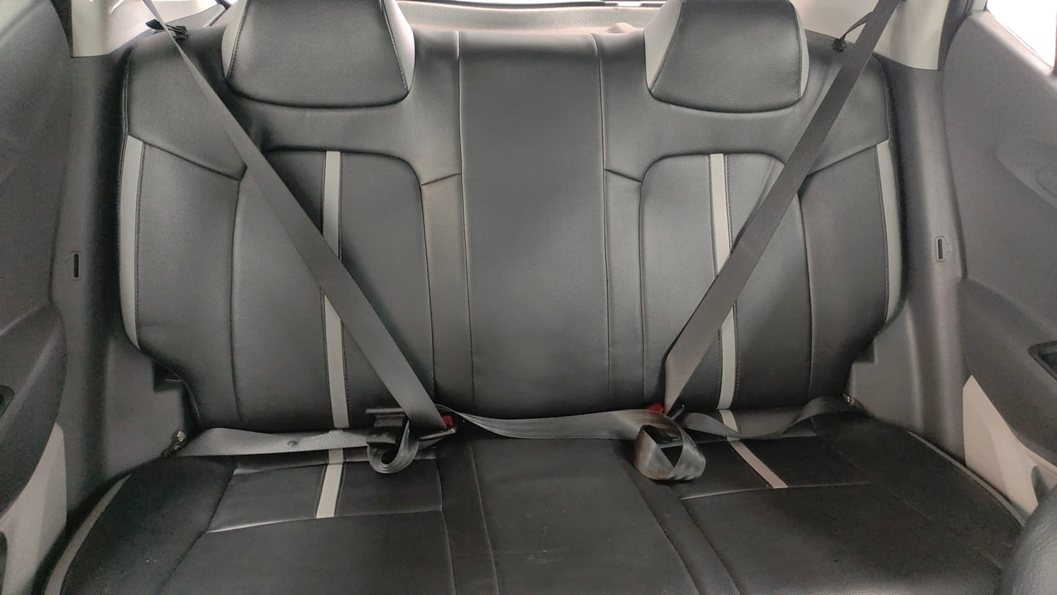 Used 2021 Hyundai Grand i10 Nios Sportz AMT 1.2 Kappa VTVT Petrol Automatic interior REAR SEAT CONDITION VIEW
