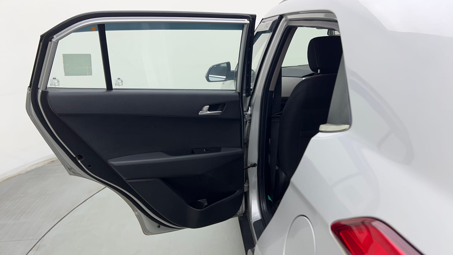 Used 2018 Hyundai Creta SX 1.6 AT CRDi Diesel Automatic interior LEFT REAR DOOR OPEN VIEW