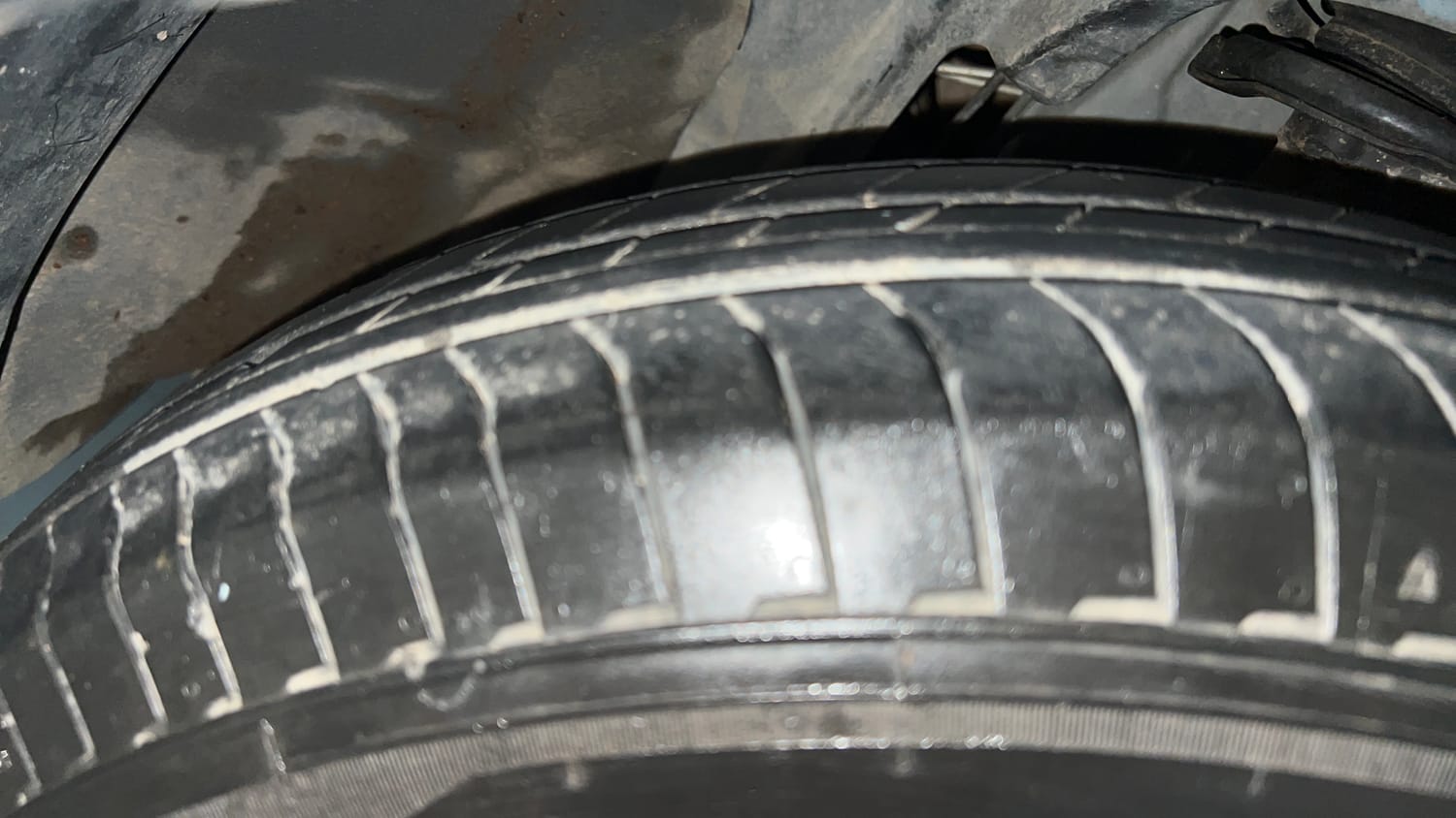 Used 2019 Renault Triber RXZ Petrol Manual tyres RIGHT FRONT TYRE TREAD VIEW