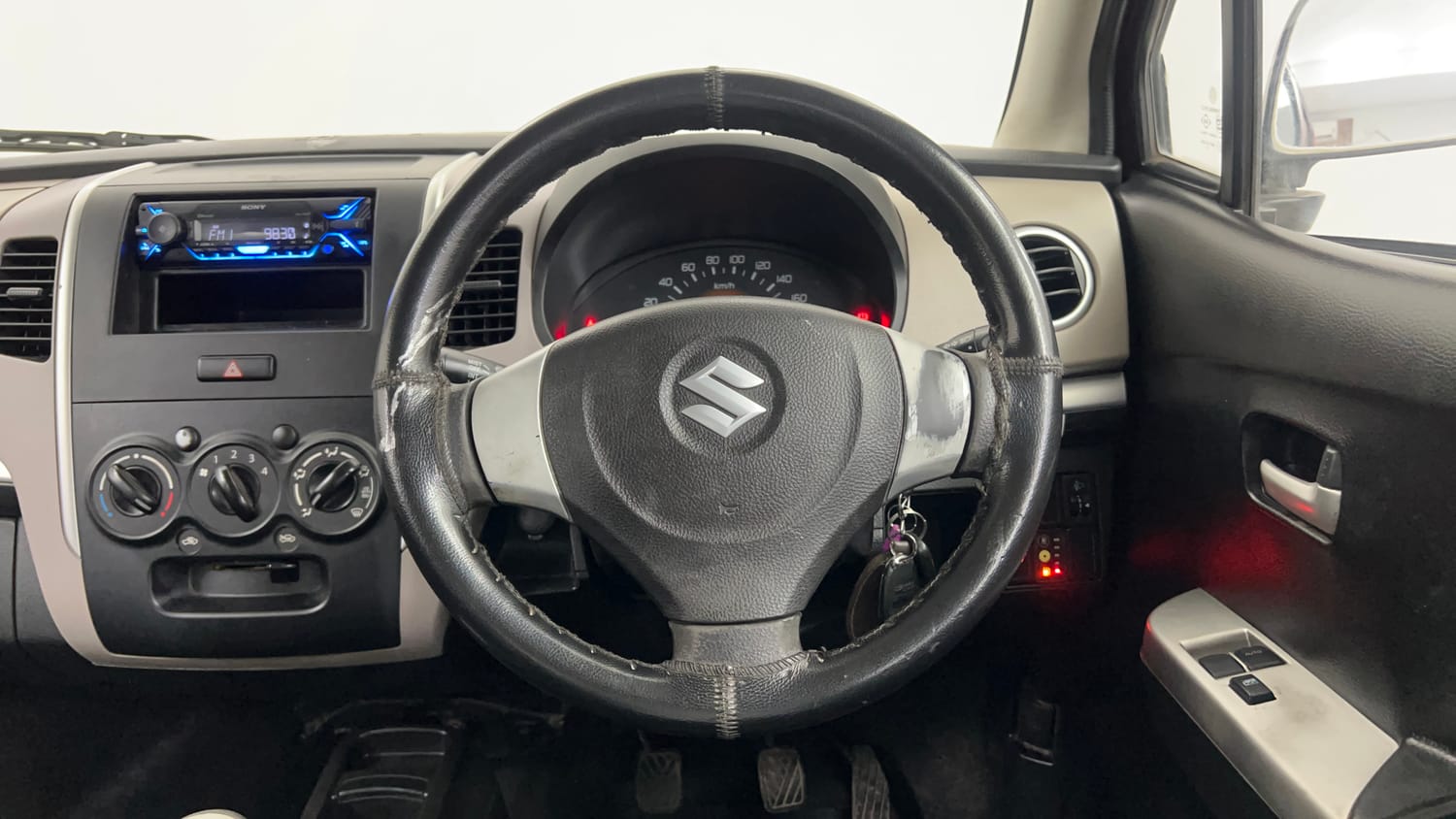 Used 2014 Maruti Suzuki Wagon R LXI CNG Cng Manual interior STEERING VIEW