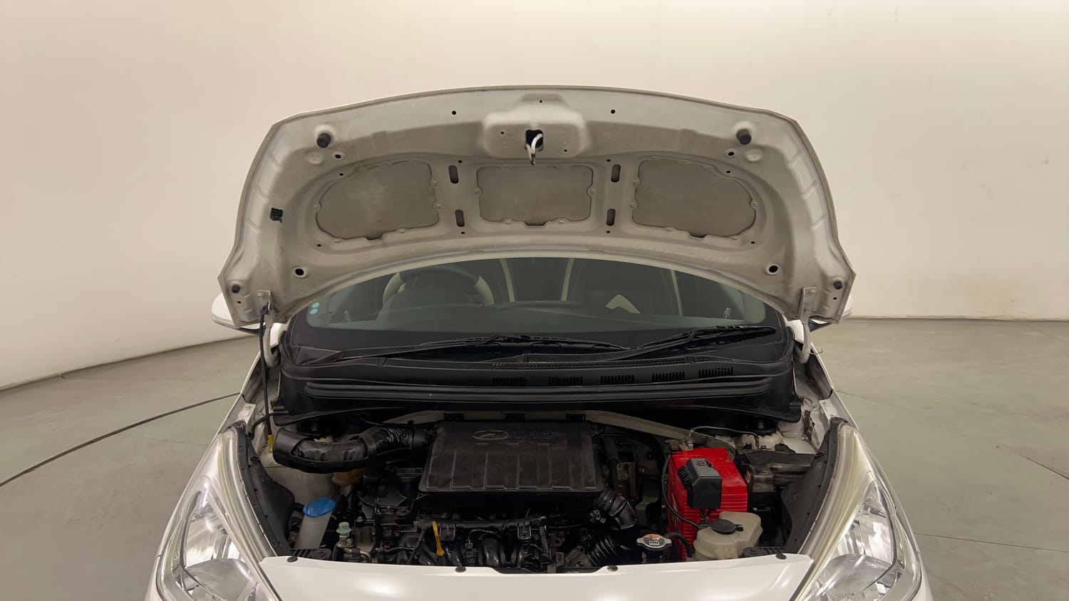Used 2019 Hyundai Grand i10 Sportz 1.2 Kappa VTVT Petrol Manual engine ENGINE & BONNET OPEN FRONT VIEW