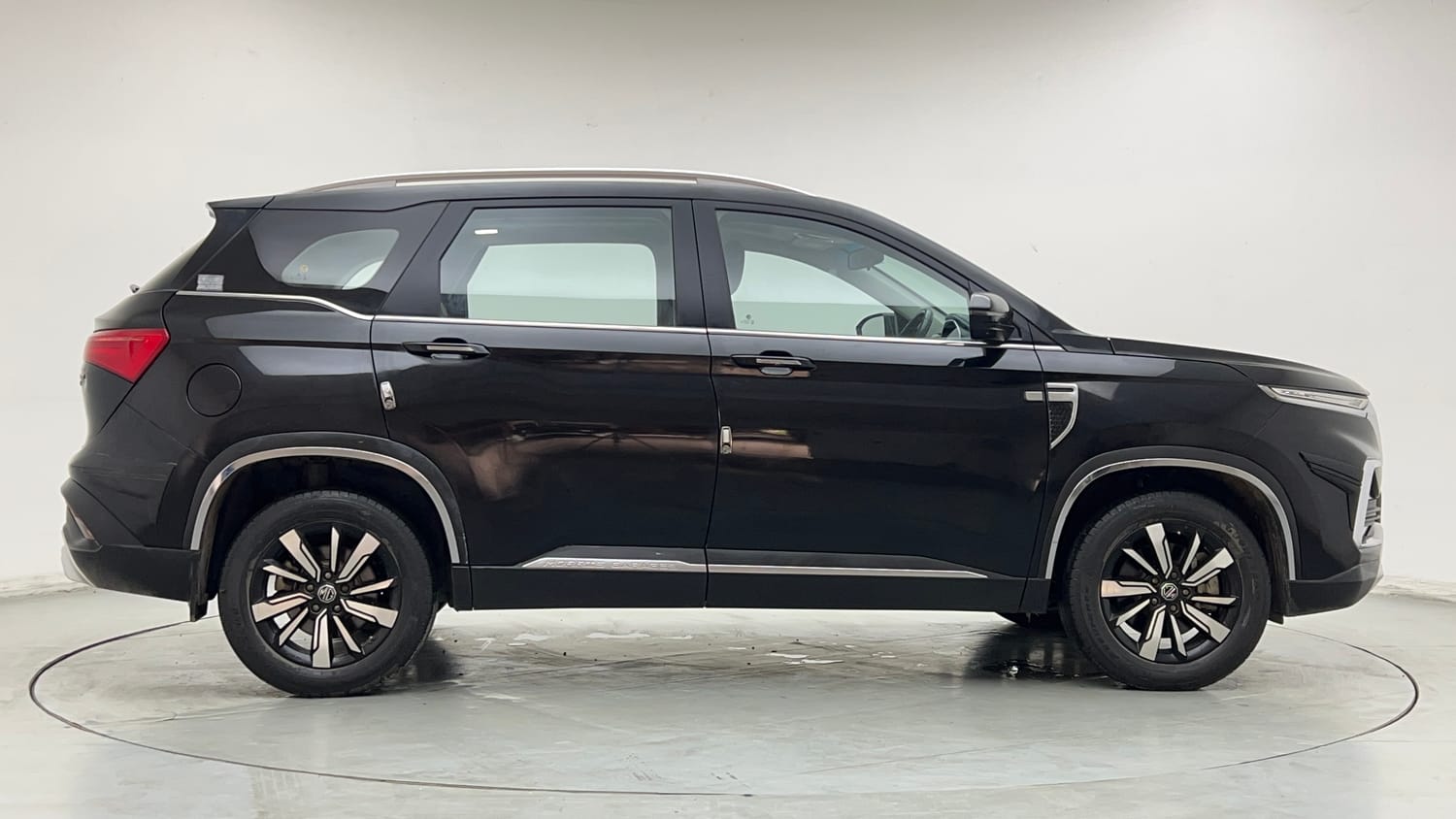 Used 2019 MG Motors Hector Sharp 1.5 DCT Petrol Petrol Automatic exterior RIGHT SIDE VIEW