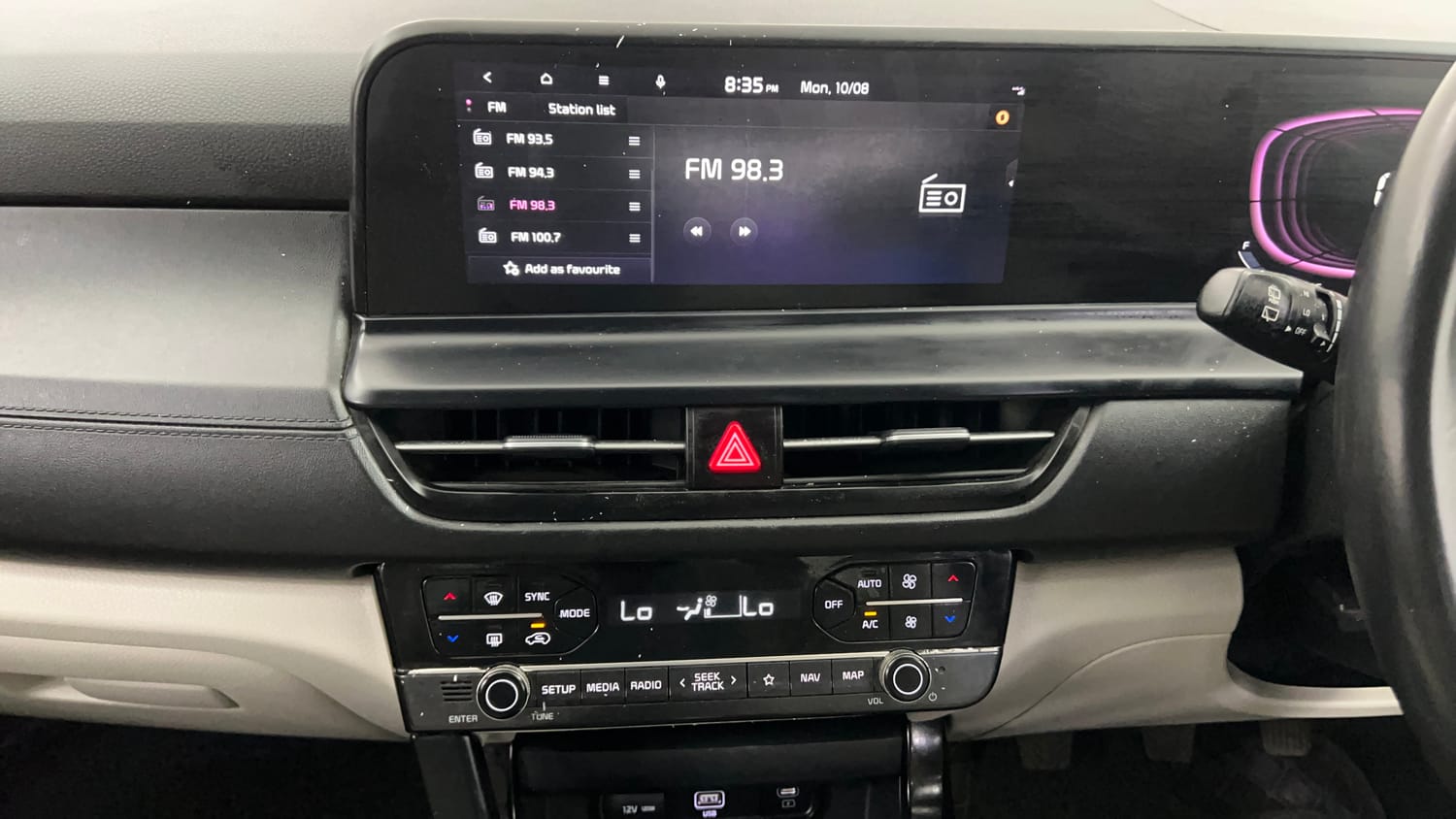 Used 2023 Kia Seltos HTX 1.5 Petrol Manual interior MUSIC SYSTEM & AC CONTROL VIEW