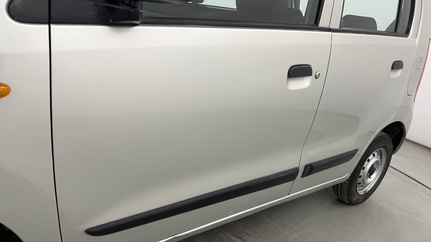 Used 2012 Maruti Suzuki Wagon R 1.0 LXi CNG Cng Manual dents MINOR DENT