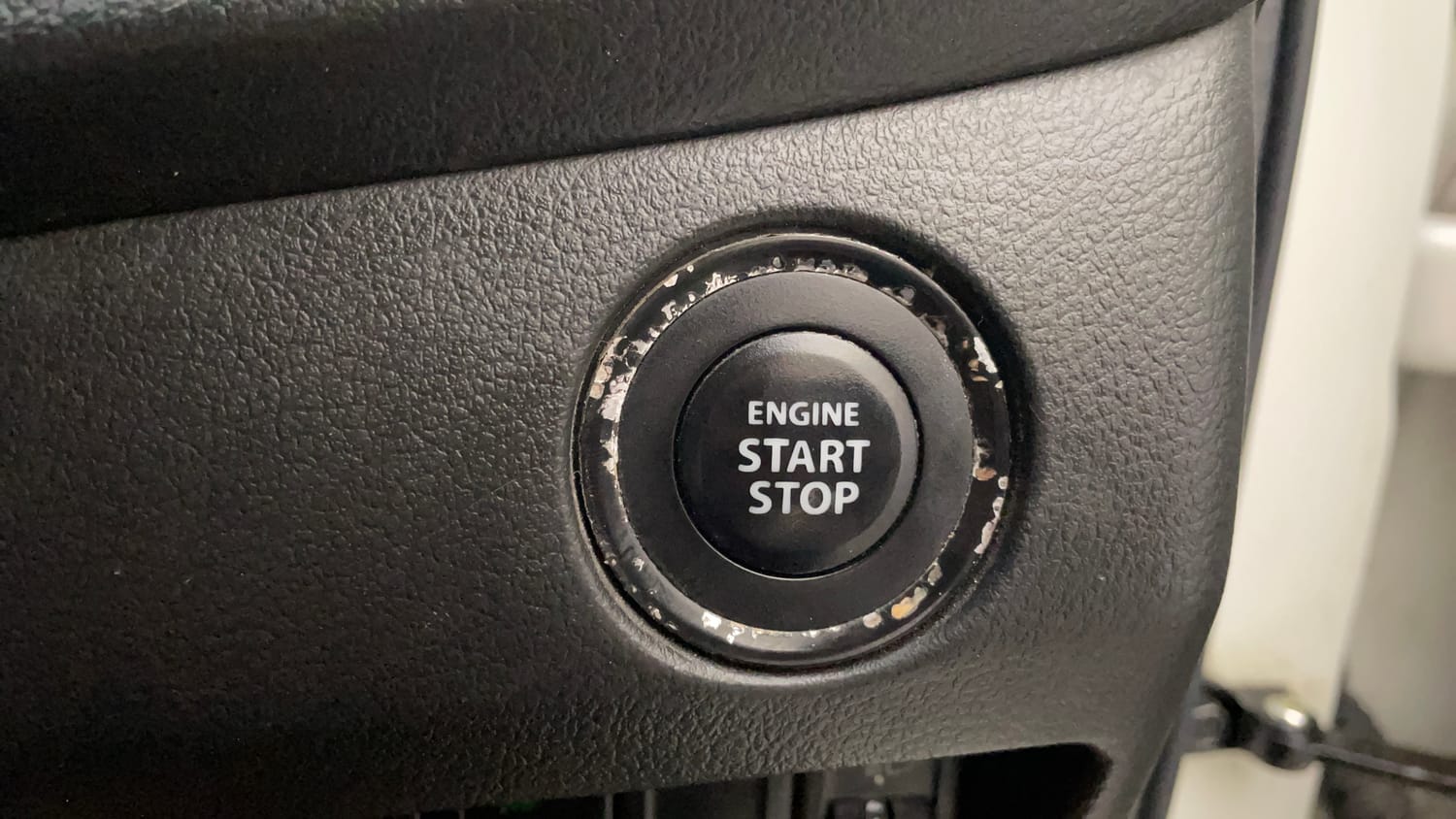 Used 2018 Maruti Suzuki Baleno Zeta 1.2 Petrol Manual top_features Keyless start