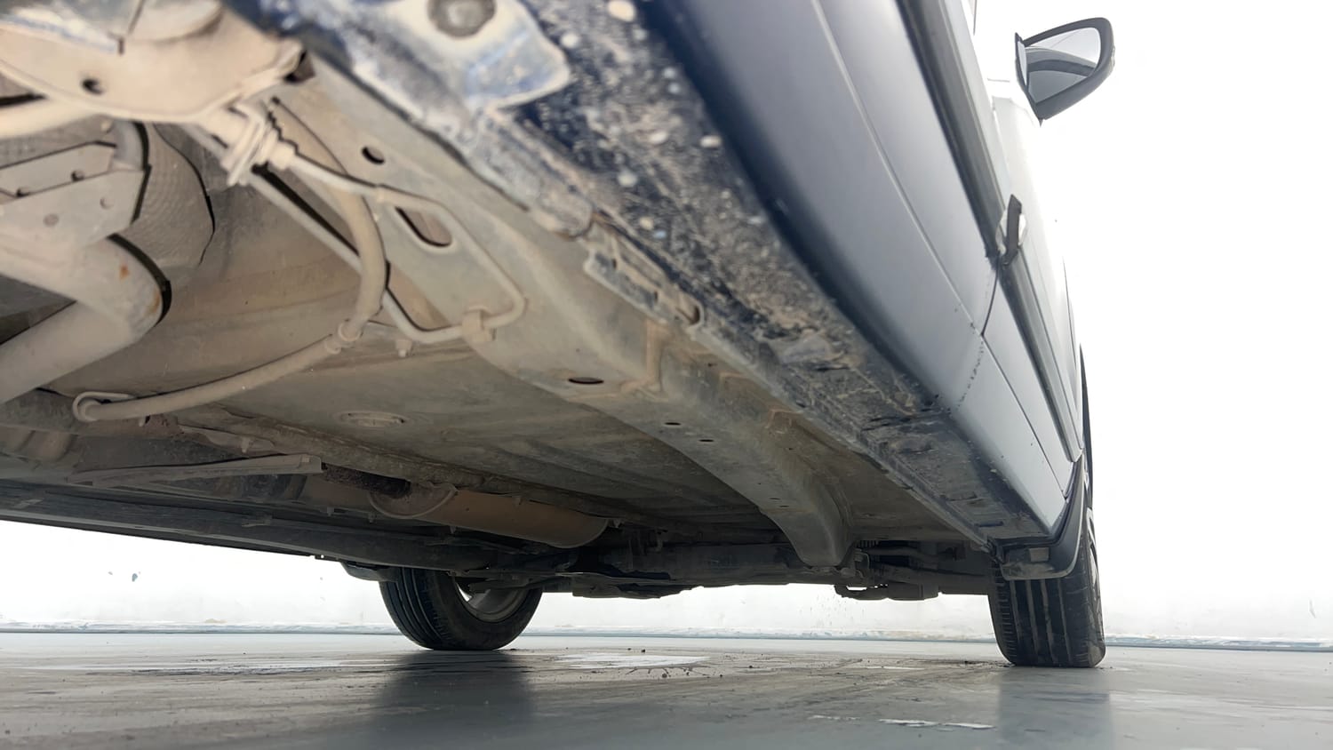 Used 2021 Maruti Suzuki Baleno Zeta Petrol Manual extra REAR RIGHT UNDERBODY VIEW